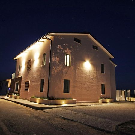 Villa La Collina del Girasole Montecastrilli Esterno foto